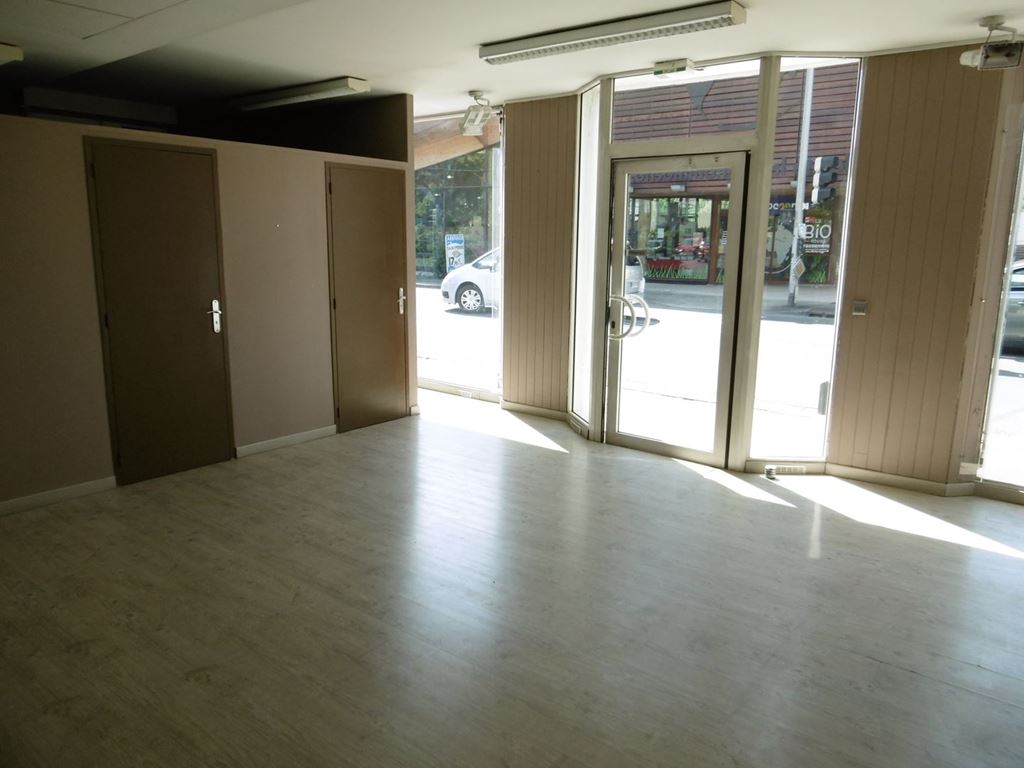 Appartement Local commercial TRELISSAC 890€ DINO OLGIATI IMMOBILIER