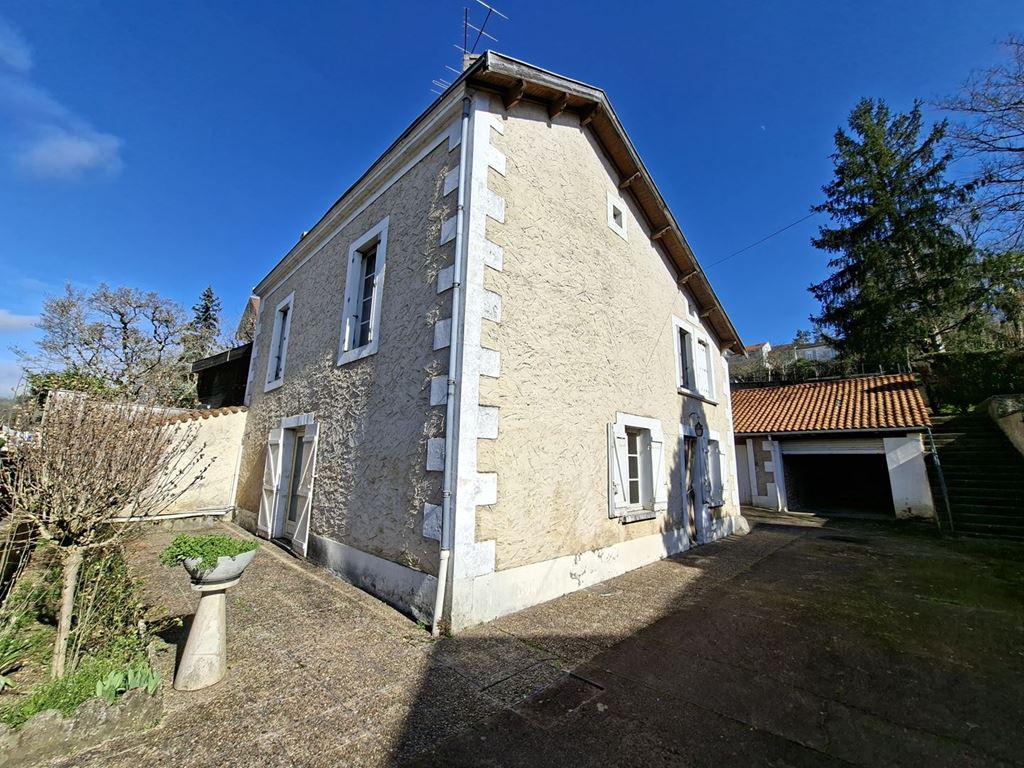 Maison en pierre PERIGUEUX 243800€ DINO OLGIATI IMMOBILIER Maison en pierre PERIGUEUX 243800€ DINO OLGIATI IMMOBILIER